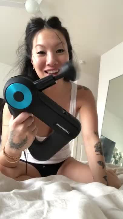 Asa's Massager Pounds Her Pussy Numb While Masturbating - free porn video