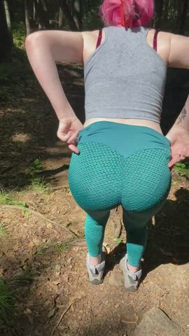 Do you like pale assholes in the sun? - free porn video