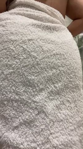 You’re my stepdaddy and found out I post my ass online. What’s your reaction? - free porn video