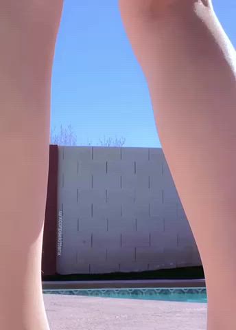 Now all I need is someone to max out my vibe [gif] - free porn video