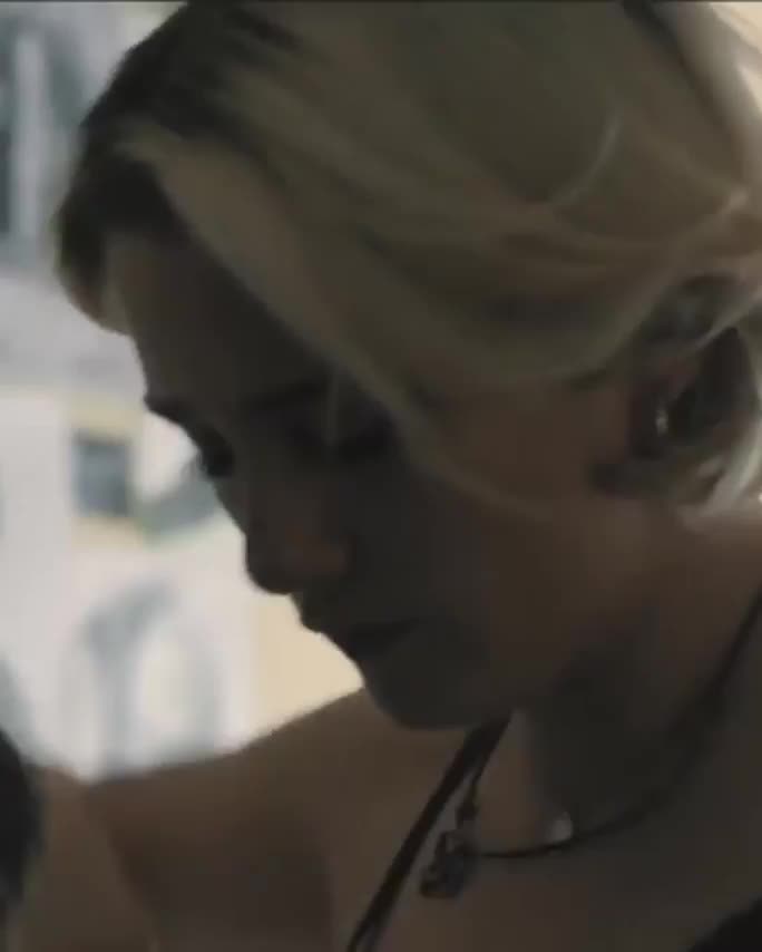Addison Timlin amazing plots in Submission - free porn video