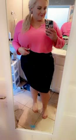 It’s almost sweater weather, but the girls gotta breathe 🤭 - free porn video