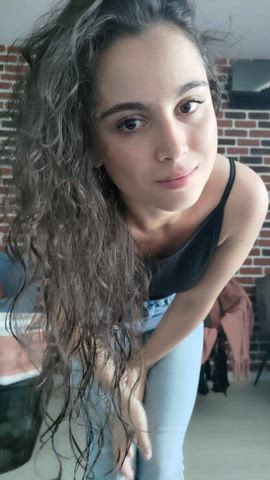 You'll get a treat if you dance with me - free porn video