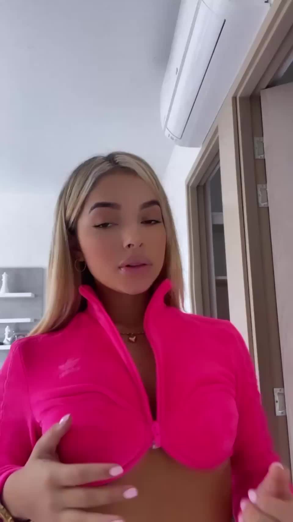 I am a naughty girl, would you slap me, daddy? - free porn video