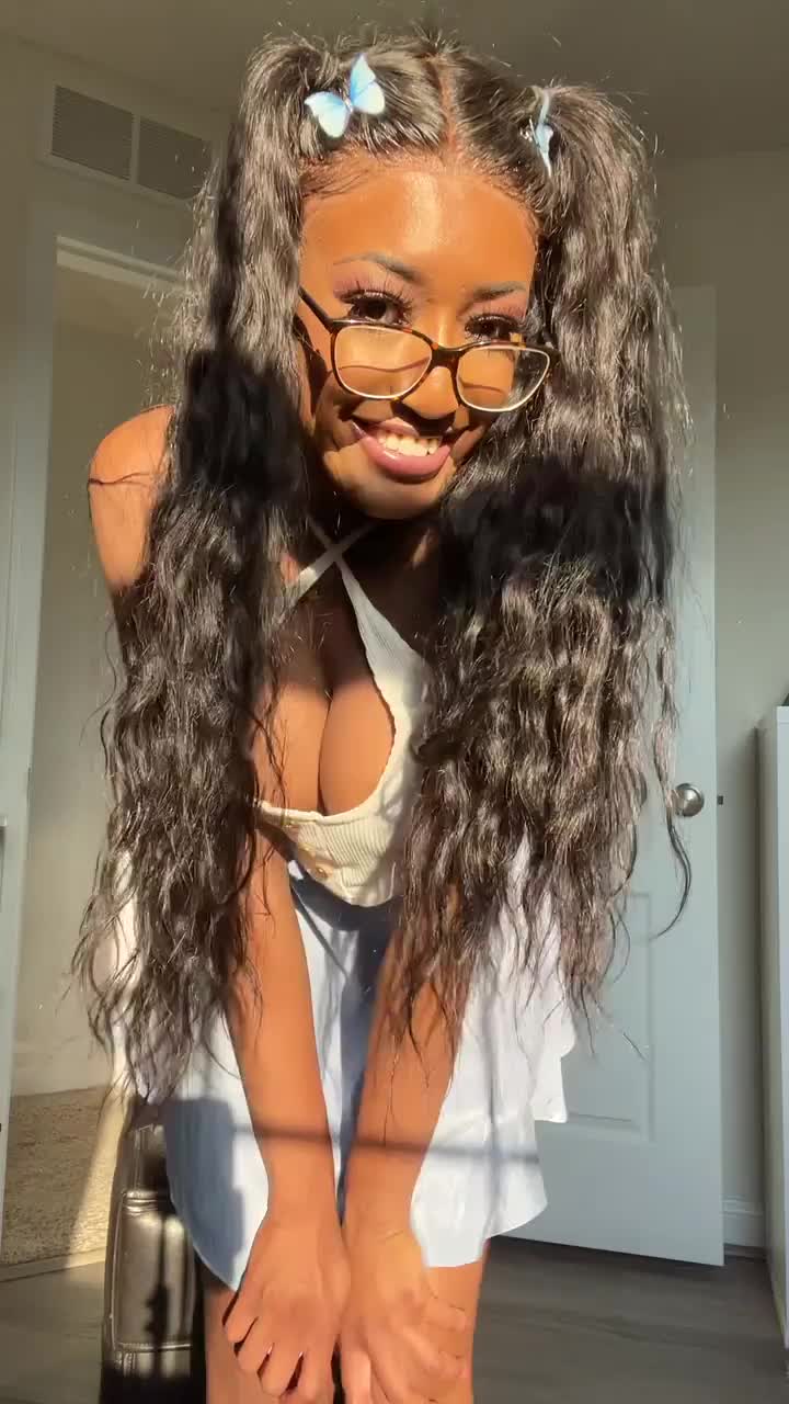 Anyone wanna make some mixed babies? - free porn video
