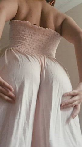 sundress with no panties szn - free porn video