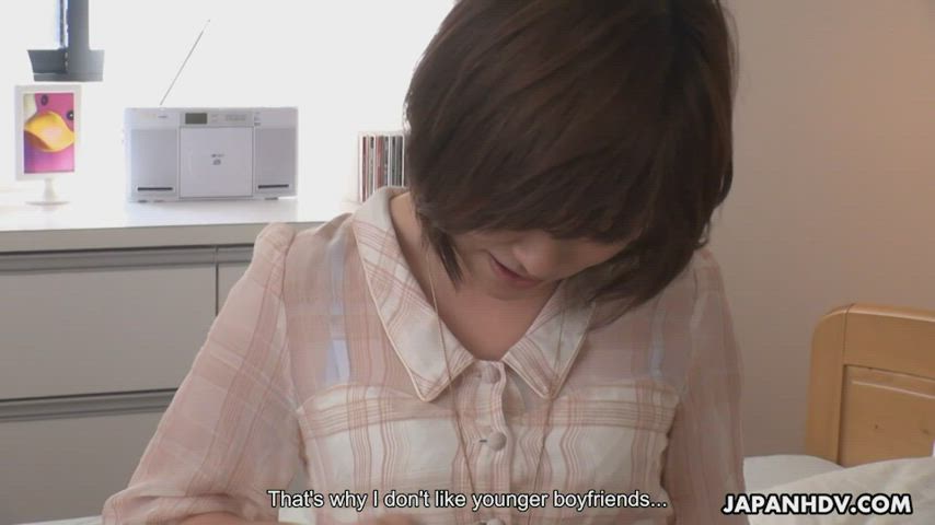 Kaede Ooshiro and lover spend a day together in bed - free porn video