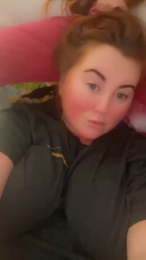 My bed feels lonely - free porn video