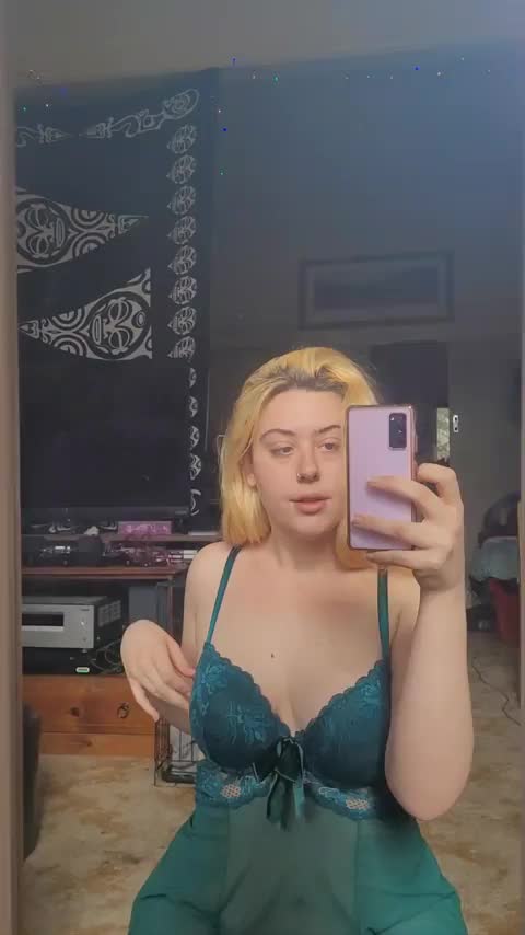 cute and comfortable ❤️ - free porn video