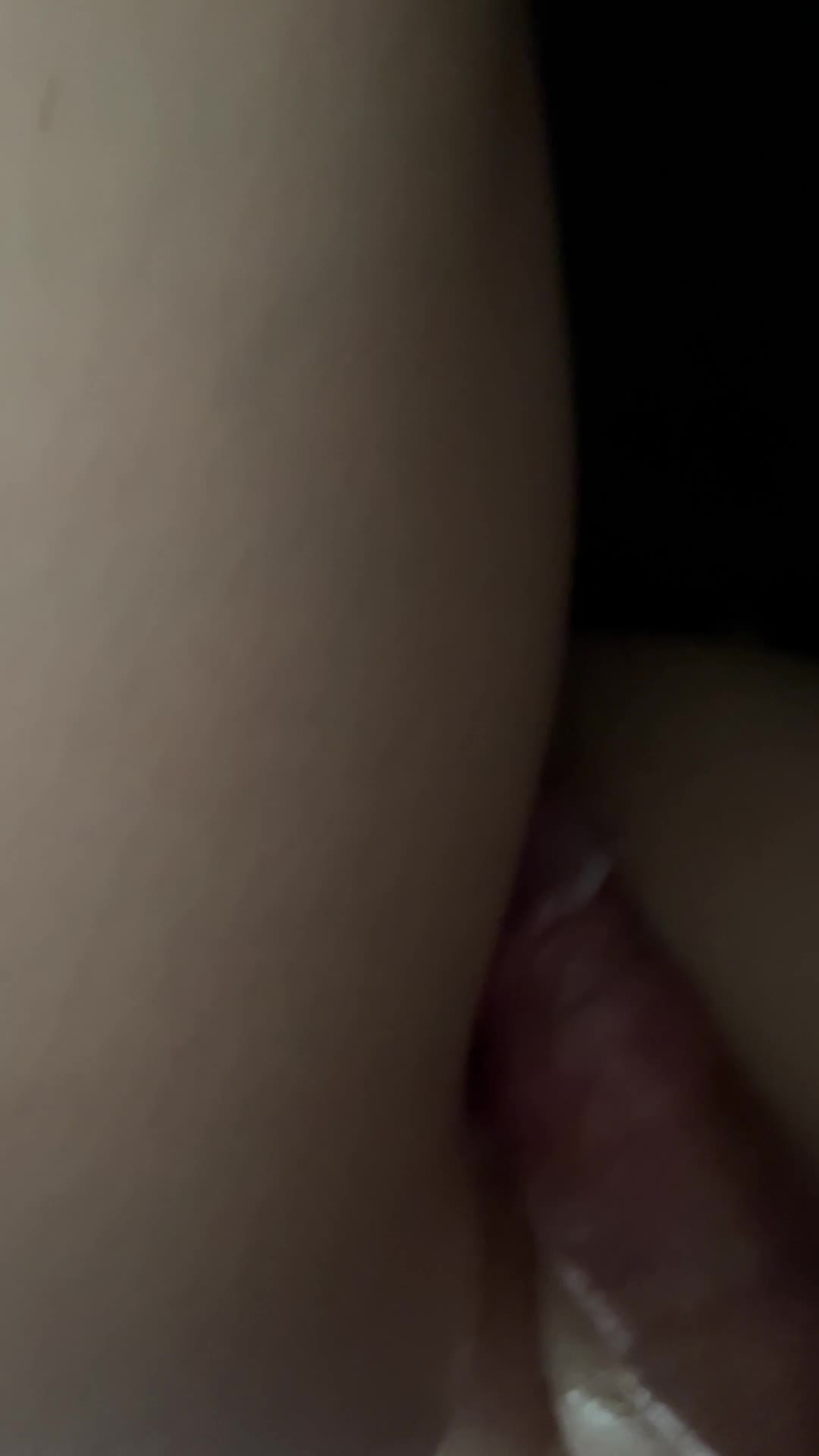 She asked to be filled up before she went to the gym - free porn video