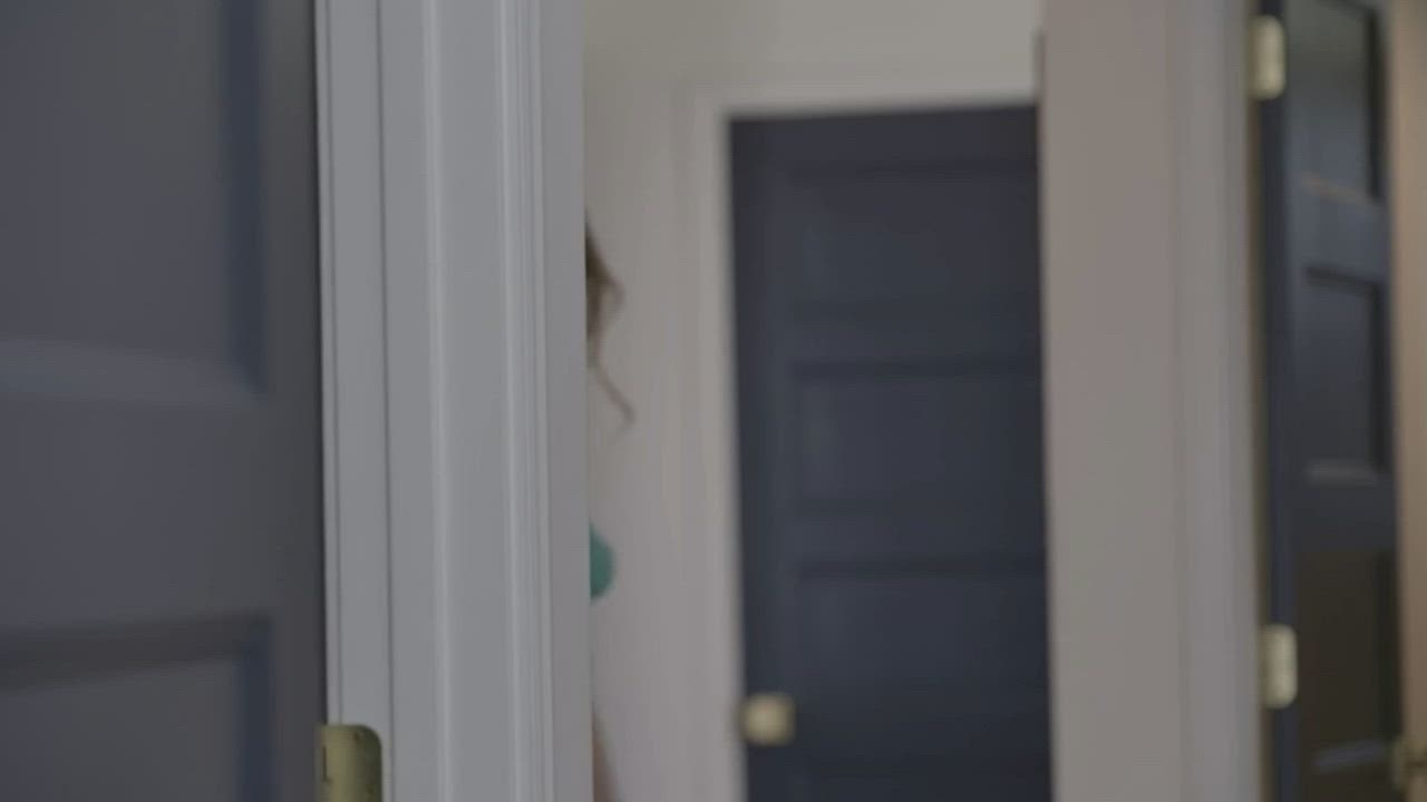 Kyler Quinn - Stepsisters Boo Hoo Story - free porn video