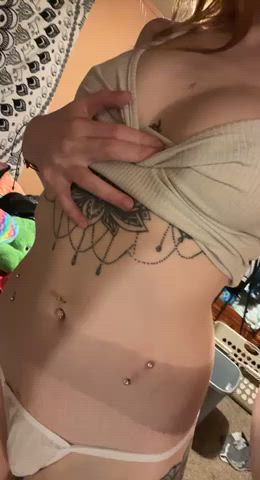 Submissive redheaded GF - free porn video