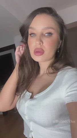 Me and my juicy ass want some attention - free porn video