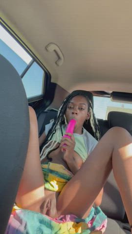 i love being in the backseat - free porn video