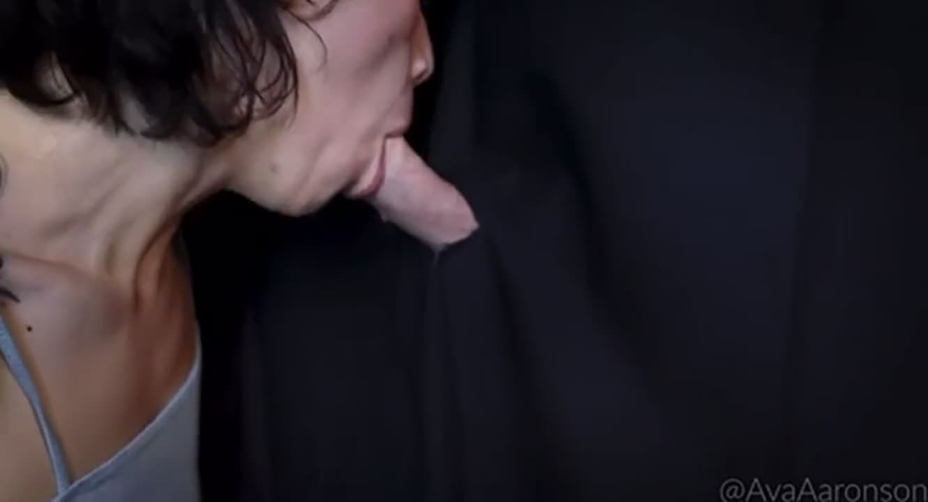 This cock doesn’t stand a chance against my strong mouth - free porn video