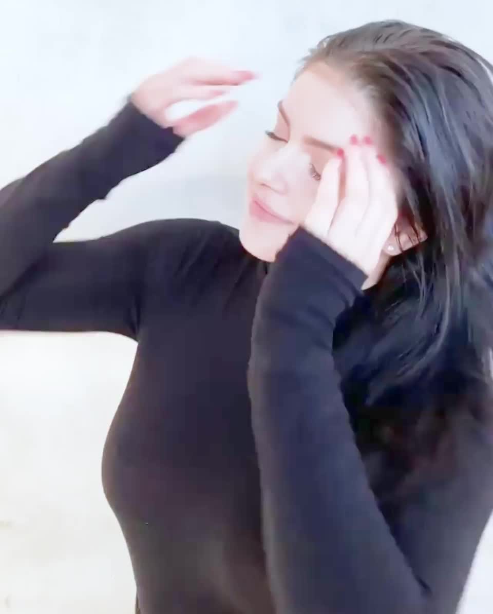 Ariel Winter - See through shirt - free porn video