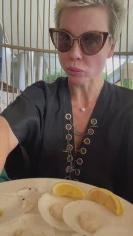 Sundays brunch Ooops I forget panties [gif] - free porn video