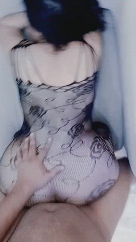 Pounded her hard on couch and came most of it inside her sweet ass - free porn video