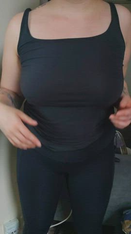 Would you glaze my tits? - free porn video