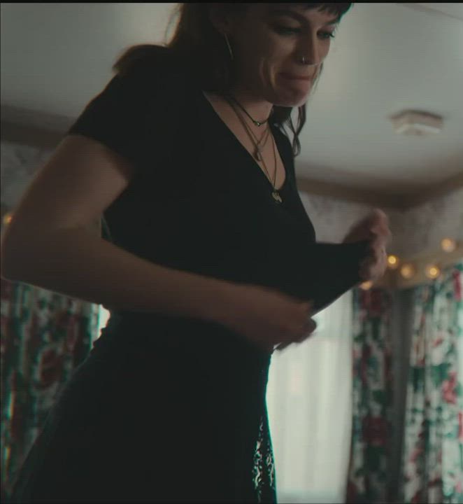 Emma Mackey undressing..look at her boobs🥵 - free porn video