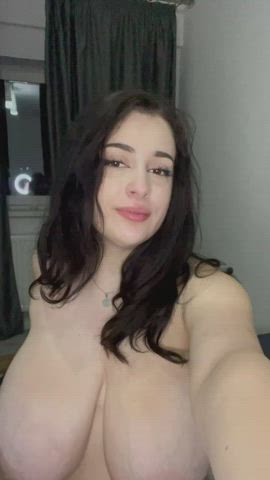 Wanna feel them bounce on your face? 32yo single mom - free porn video