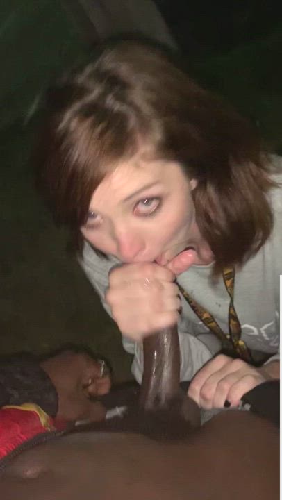 She loves black dick in her mouth - free porn video