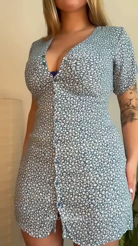 Time for a refill! No load is wasted around here 🙅🏼‍♀️ - free porn video