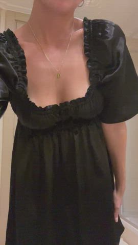 Love wear this dress with no underwear ☺️ - free porn video