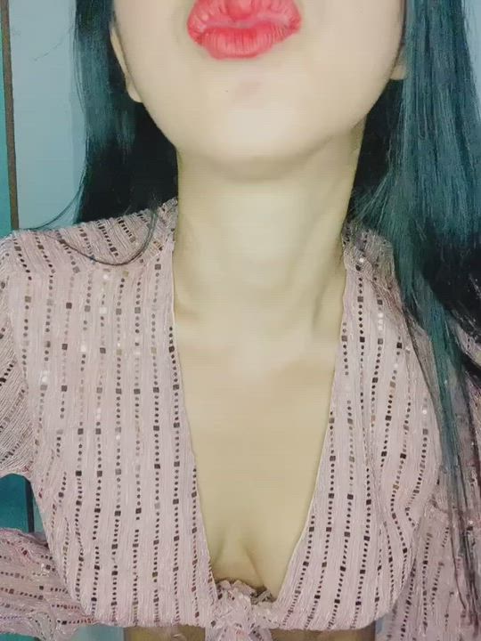 I feel shy about posting here because someone told me I was fat, I hope you guys here like me 😅 - free porn video
