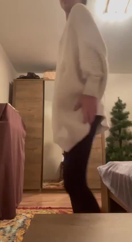 I love teasing men during No Nut November - free porn video