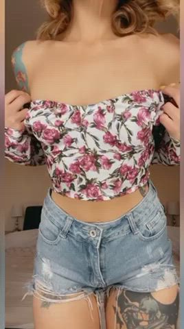 Do you like Milfs? 44y/o British Mum of 3 - free porn video