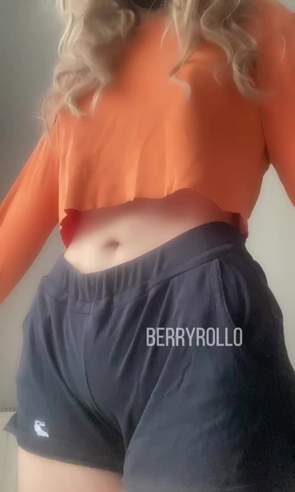 Flashing my tits and thick ass - free porn video