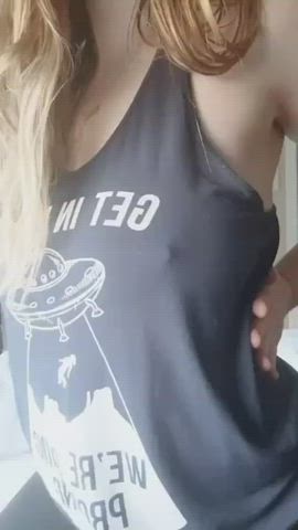 Natural 32DDD Ready to be squeezed and sucked during our breeding session 🤭😈 - free porn video