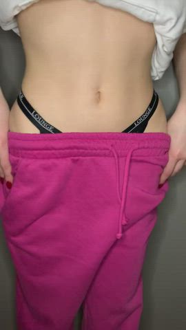 Do you want to taste a 18 year old petite girl ? - free porn video