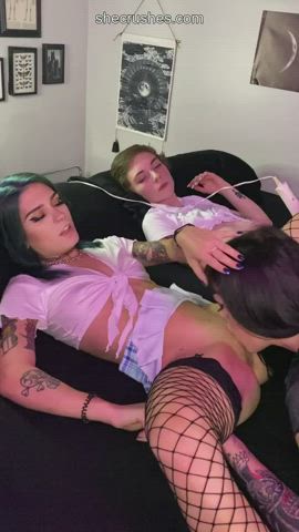 Goth Lesbian Threesome - free porn video