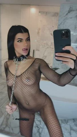 I need someone at the other side of the leash - free porn video