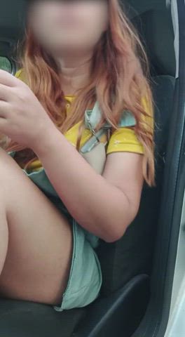 Arriving at the supermarket without panties... - free porn video