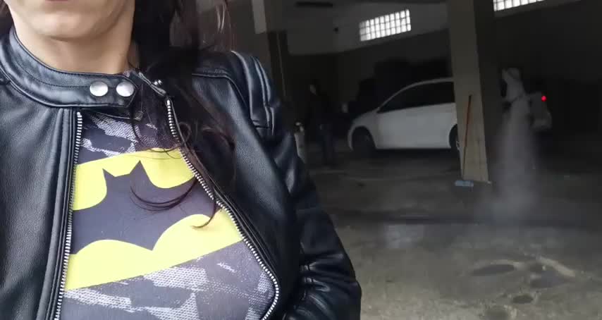 Getting a little brazen at the car wash [GIF] - free porn video