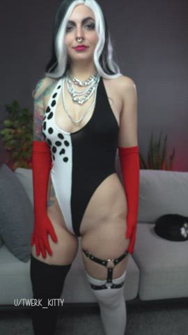 Cruella de Ville (Twerk Kitty) [Cruella] - free porn video