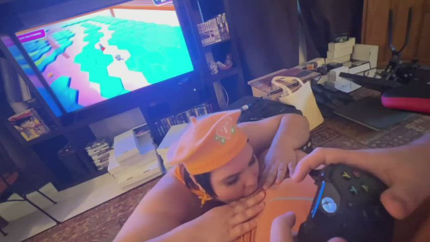 Rewarding him for winning in Fall Guys 👅💦 - free porn video