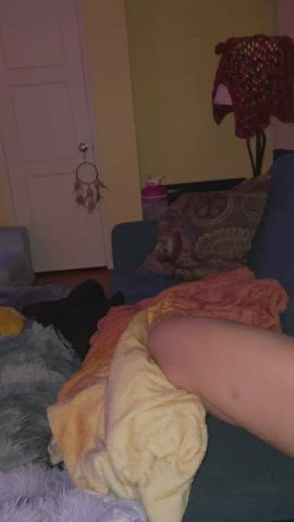 Ghost white dick reentering the dark cavernous female organ. [MF] MILF - free porn video