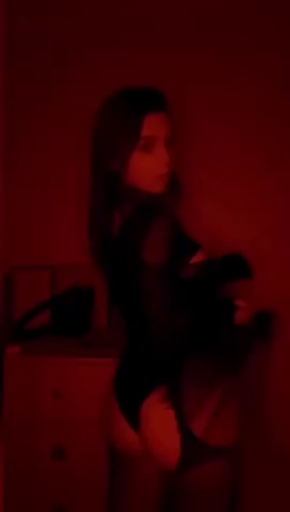 I choose beautiful outfits? - free porn video