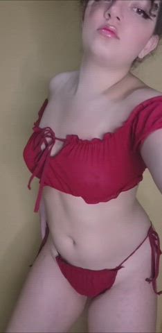 I'm not looking to hide my tummy, because I'm still very sexy - free porn video