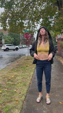 Sneaky neighborhood flashes [GIF] - free porn video
