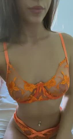 sorry to my tennis coach😅​ it was not intentional to grab your crotch😳​i wanted to catch the ball;) - free porn video