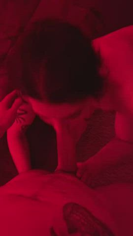 Deepthroat in the red room - free porn video