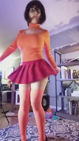 Velma Dinkley (Princess Berpl) [Scooby-Doo] - free porn video