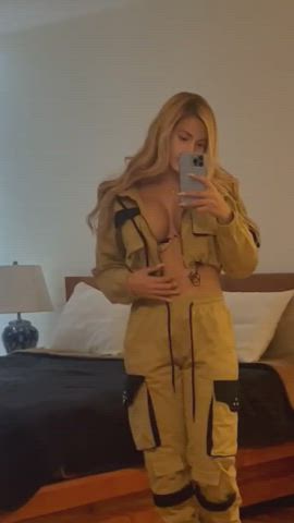 My friday night outfit and yes I will free the titties tonight 😈 - free porn video