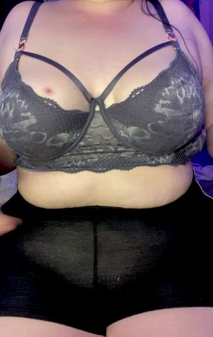 I love showing off my body - free porn video