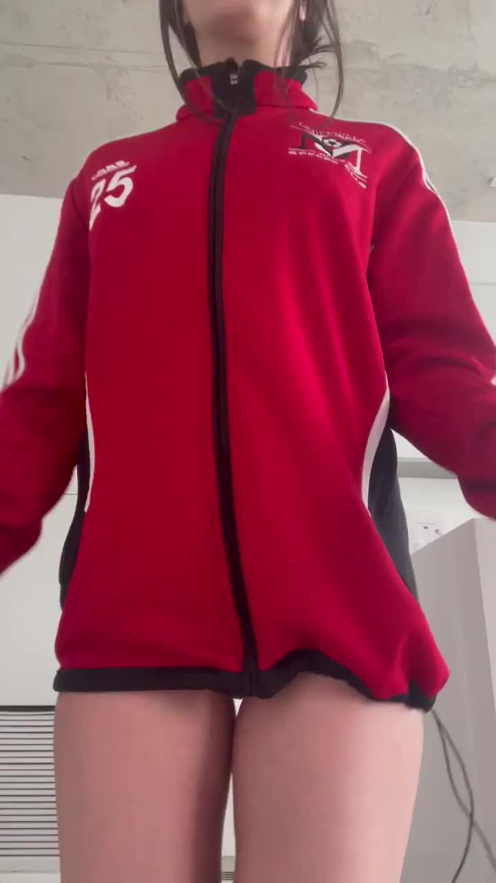Hiding something tight busty & petite under this sweater - free porn video